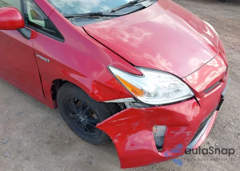 2015 Toyota Prius Four z USA, uszkodzony, nr VIN JTDKN3DU7F0423983